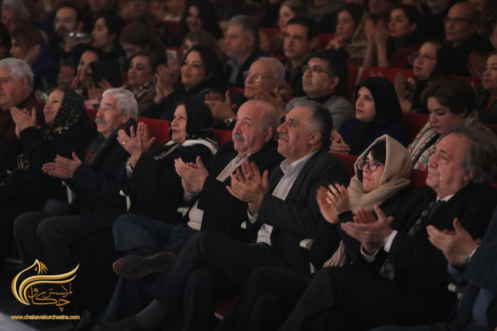 تماشای رهبری ارکستر